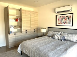 1 bedroom, desk, iron/ironing board, free WiFi