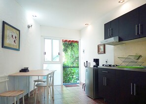 Classic Suite | Private kitchen - Garden House Welcome to San Ángel (Mexico City)