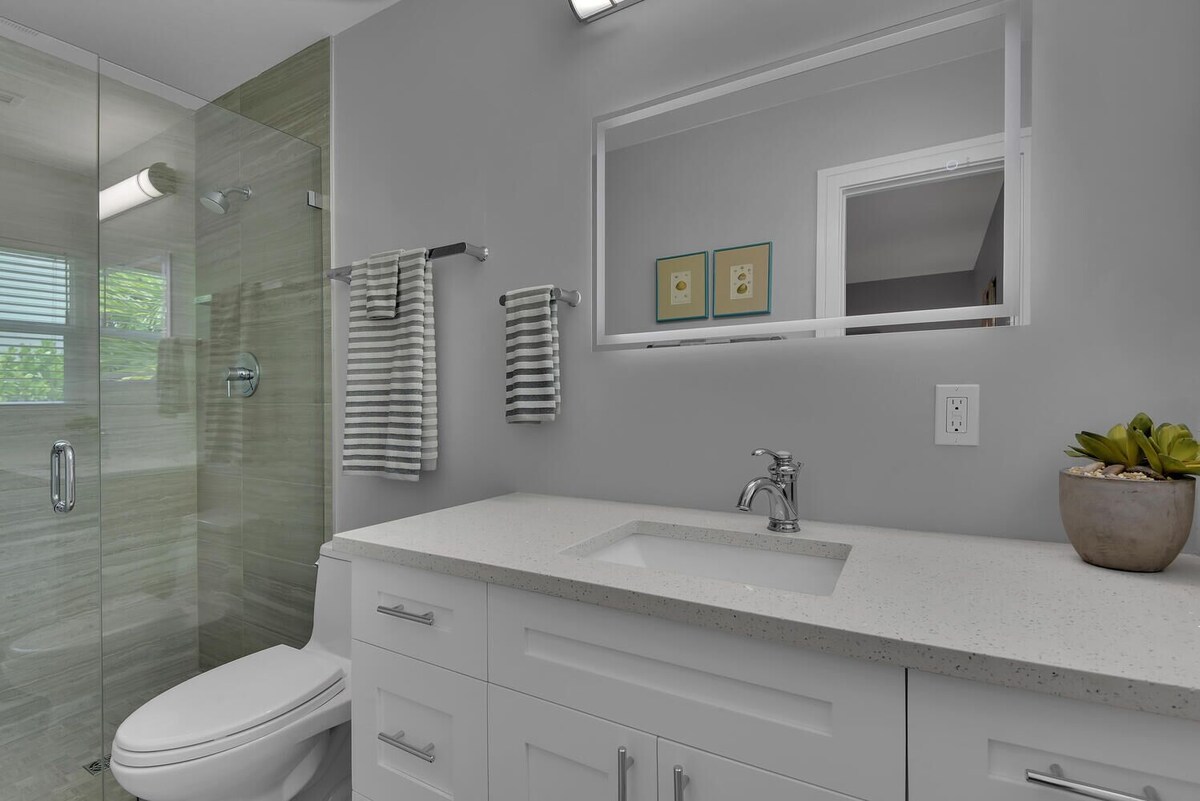 Photo 21 of Bella Bungalow-Olde Naples Mid Century Modern Beach House!