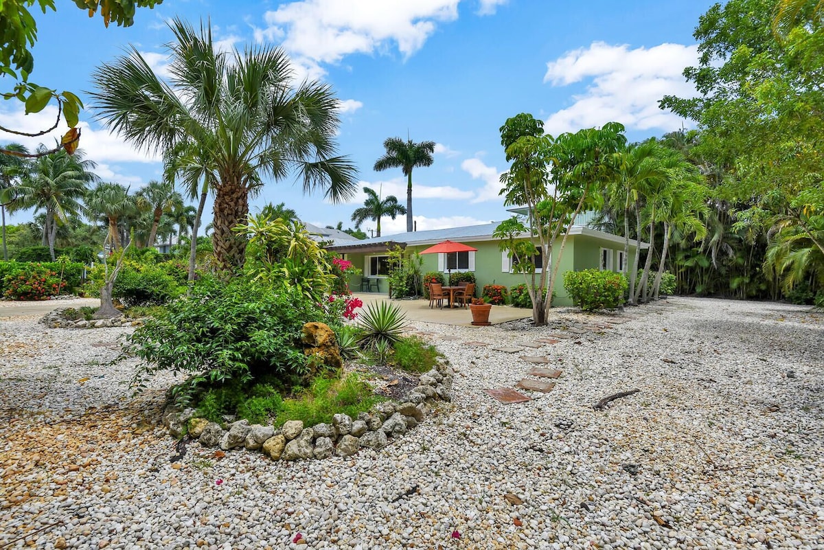 Photo 7 of Bella Bungalow-Olde Naples Mid Century Modern Beach House!