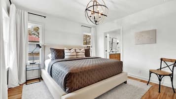 3 bedrooms, individually decorated, individually furnished, bed sheets