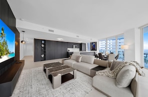 Luxury Apartment | Living area