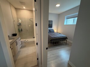 1 bedroom, iron/ironing board, travel crib, free WiFi