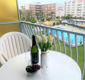 Pool - Pineda 3, heated, swimming pool and 130m from the beach. (LA PINEDA)