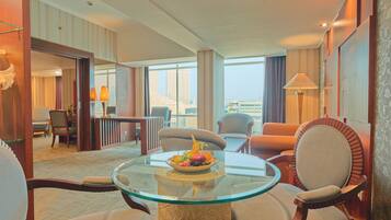 Junior Room | Premium bedding, minibar, desk, free WiFi