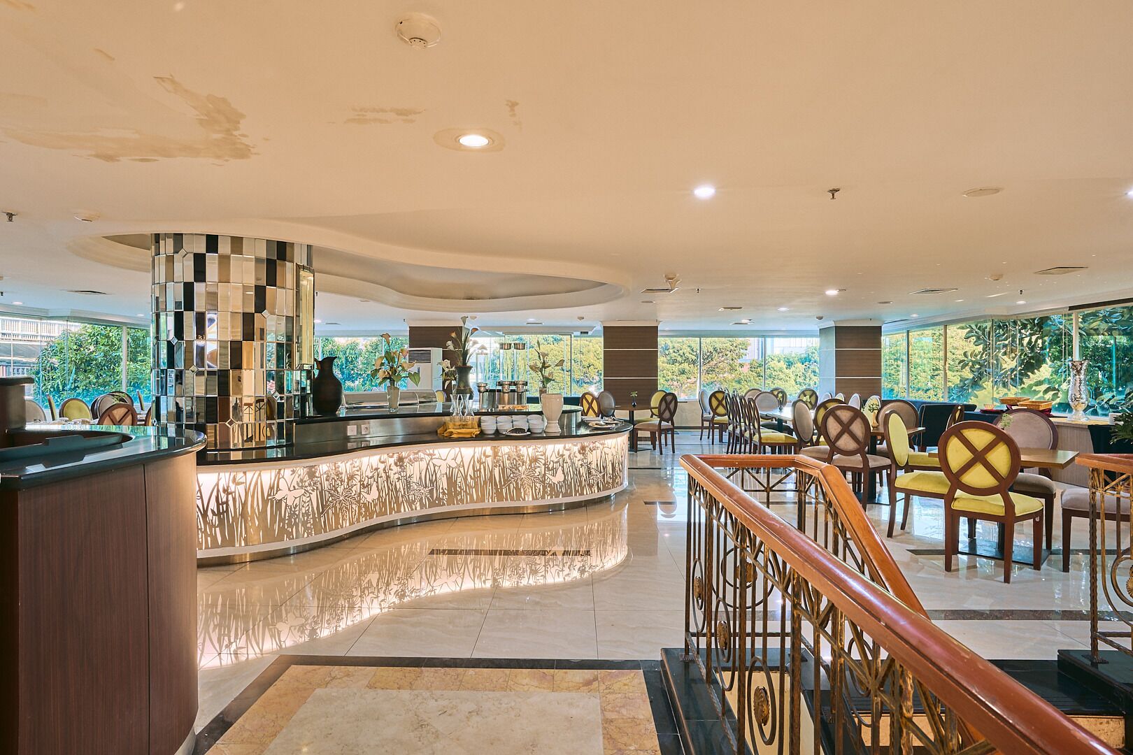 Café da manhã com buffet todos os dias mediante uma taxa
