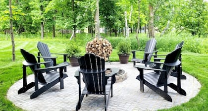 Family-Friendly cozy guesthouse on North Long Lake.