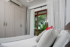 1 bedroom, WiFi, bed sheets, wheelchair access - 5 Star Exclusive Beach Apartment in Kilifi County (Kilifi County)