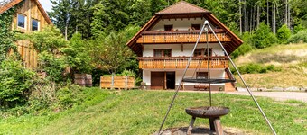 Appartement "Gießler" avec vue sur les montagnes, jardin privé et Wi-Fi