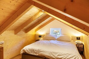3 bedrooms, free WiFi, bed sheets - Holiday home 'Bubbelen Aan De Piste' with mountain view, terrace, jacuzzi and WiFi (Kötschach)