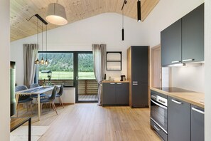 Fridge, oven, stovetop, dishwasher - Apartment Stackler54 – Balcony, Mountain View, WLAN (Neustift im Stubaital)