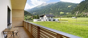 Sleep in Stubaital: Apartment 'Stackler54 - With Balcony', Mountain View & Wi-Fi