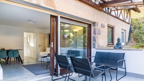 Ferienwohnung 'Becks Schöne Ferienwohnung' mit privater Terrasse, privatem Garten und WLAN