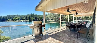 Luxury Yosemite Lake House