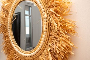 Interior detail - Aidani Luxurious Rooms  (Santorini)