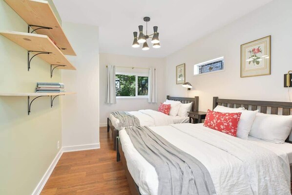 3 Schlafzimmer, Bügeleisen/Bügelbrett, WLAN, Bettwäsche