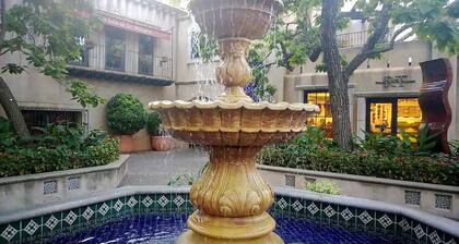 SEDONA VISTA STUDIO - NEW, MODERN, GORGEOUS VIEWS, 100% 5-STAR REVIEWS!