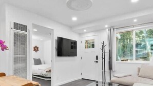 Room - Mount Hermon Redwood Retreat! (Felton)