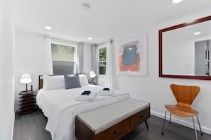 2 bedrooms, iron/ironing board, WiFi, bed sheets