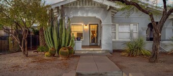 Charmer / Sleep 3 / 1 BR 1 BA / 3 Blocks from U of A