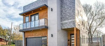 HGTV’s House Hunters Dream: 4BR with Poker Table and Firepit