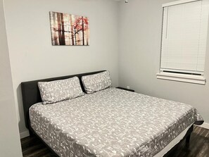 4 Schlafzimmer, Bügeleisen/Bügelbrett, WLAN, Bettwäsche