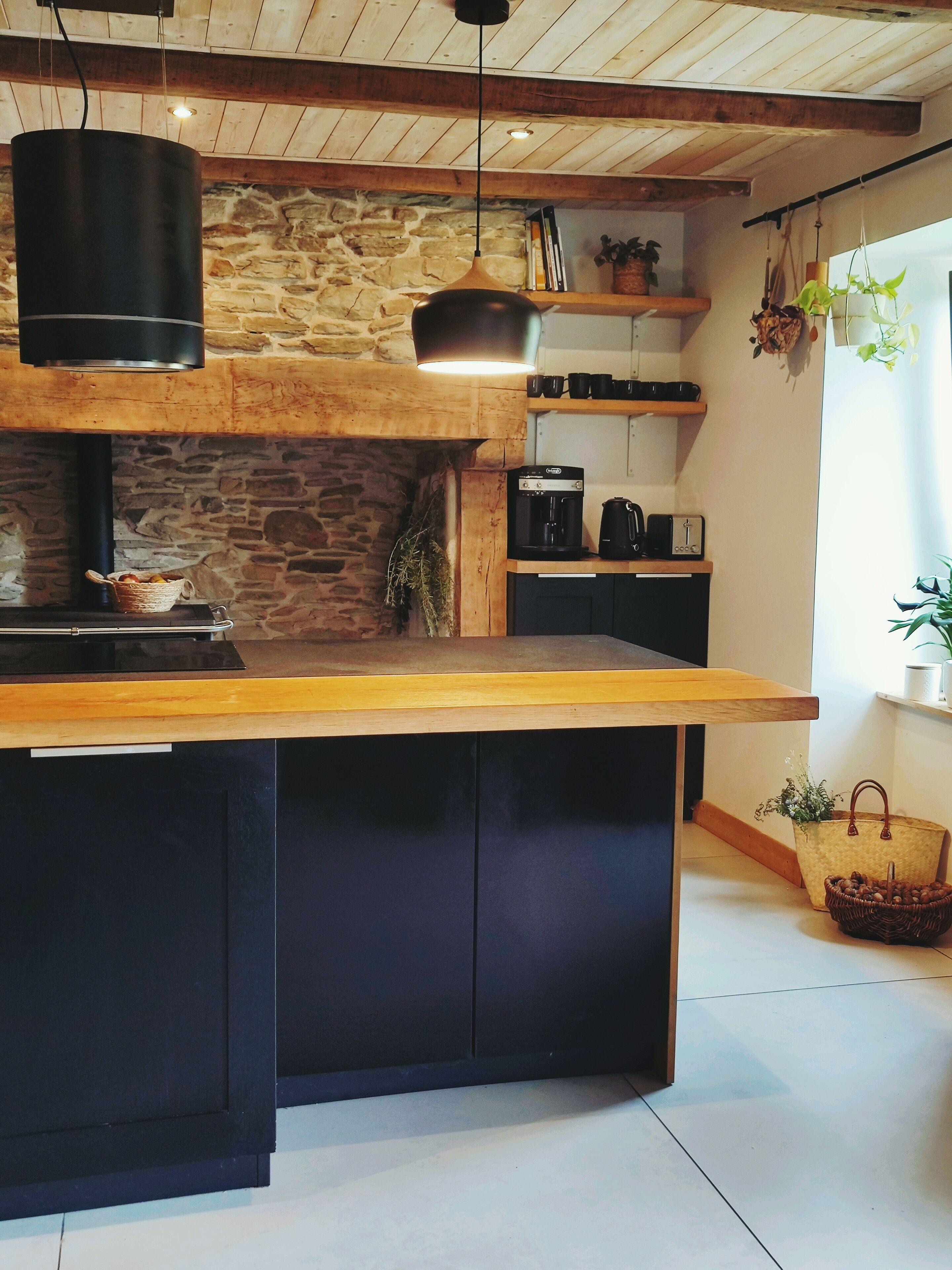 Réfrigérateur, four, plaque de cuisson, lave-vaisselle