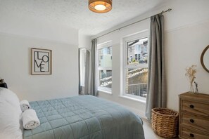 4 bedrooms, iron/ironing board, travel cot, WiFi