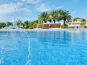 Pool - Villa Castello, Private, Amenities, Walk to Beach (Placencia)
