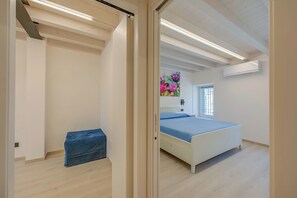 2 多间卧室、免费 WiFi、床单