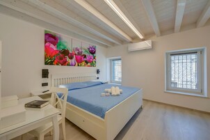 标准公寓, 多间卧室 (Tulipano Apt - Palazzo Palermo 1817) | 2 多间卧室、免费 WiFi、床单