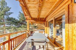 Outdoor dining - Chalet Elussa - Chalet Elussa (Alpe d'Huez)