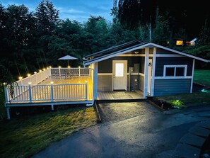 Exterior - Freshly remodeled guest house in winery Woodinville (Redmond)