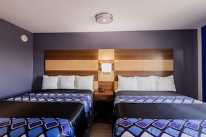 1 habitación, tabla de planchar con plancha y wifi