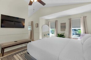 3 habitaciones, tabla de planchar con plancha, wifi y ropa de cama 