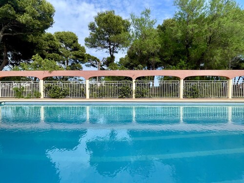SALLES BEACH 2
