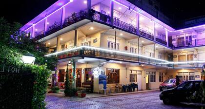 Hotel Aroma Nainital