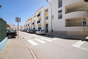 Exterior - Apartment 'Royal Cabanas Beach 145' with Shared Pool, Shared Garden and Air Conditioning (Cabanas de Tavira)