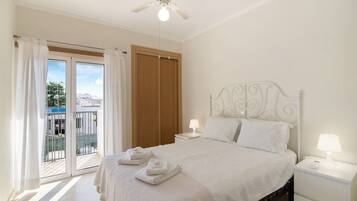 2 chambres, Wi-Fi gratuit, draps fournis