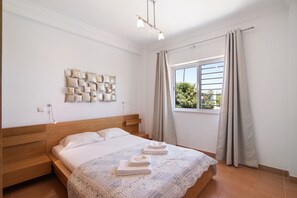 2 chambres, draps fournis