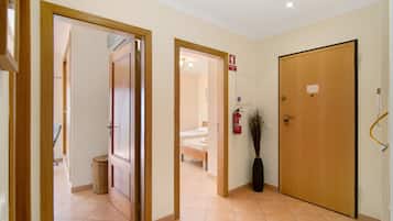 2 quartos, Wi-Fi de cortesia, roupa de cama