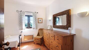 1 間睡房、床單