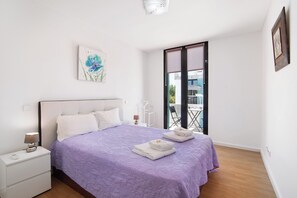 1 bedroom, WiFi, bed sheets