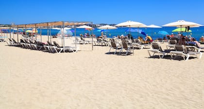 CENTRAL APARTMENT IN SALOU TO ENJOY WITH THE FAMILY