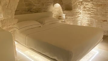 Suite Luxury | 1 camera, una cassaforte in camera, insonorizzazione