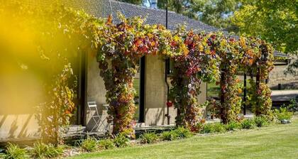 Magnificent Serene Country Retreat