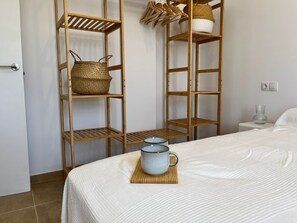 2 多间卧室、熨斗/熨衣板、免费 WiFi、床单