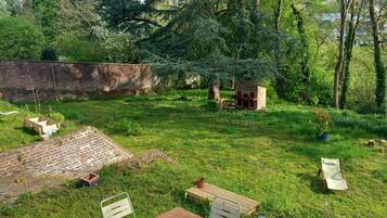 Enceinte de lâhĂ©bergement