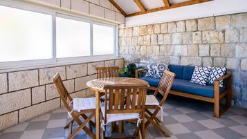 Panoramic Apartment | Terrace/patio