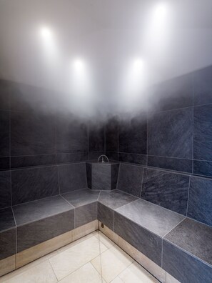 Spa - Apartment Glücksmoment I - with approx. 50sqm - Alpenhotel Karwendel (Leutasch)